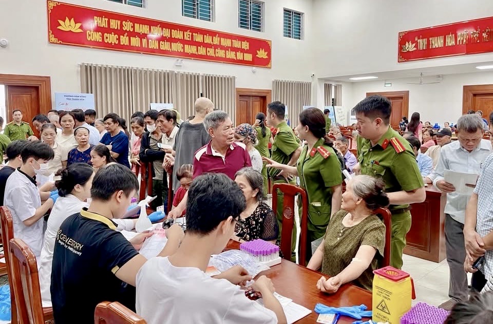 Hơn nửa thế kỷ mòn mỏi tìm kiếm và hành trình đưa anh về đất mẹ xứ Thanh - Ảnh 1. Chiến dịch 500 ngày đêm: Hơn nửa thế kỷ mòn mỏi tìm kiếm và hành trình đưa anh về đất mẹ xứ Thanh - Ảnh 1.