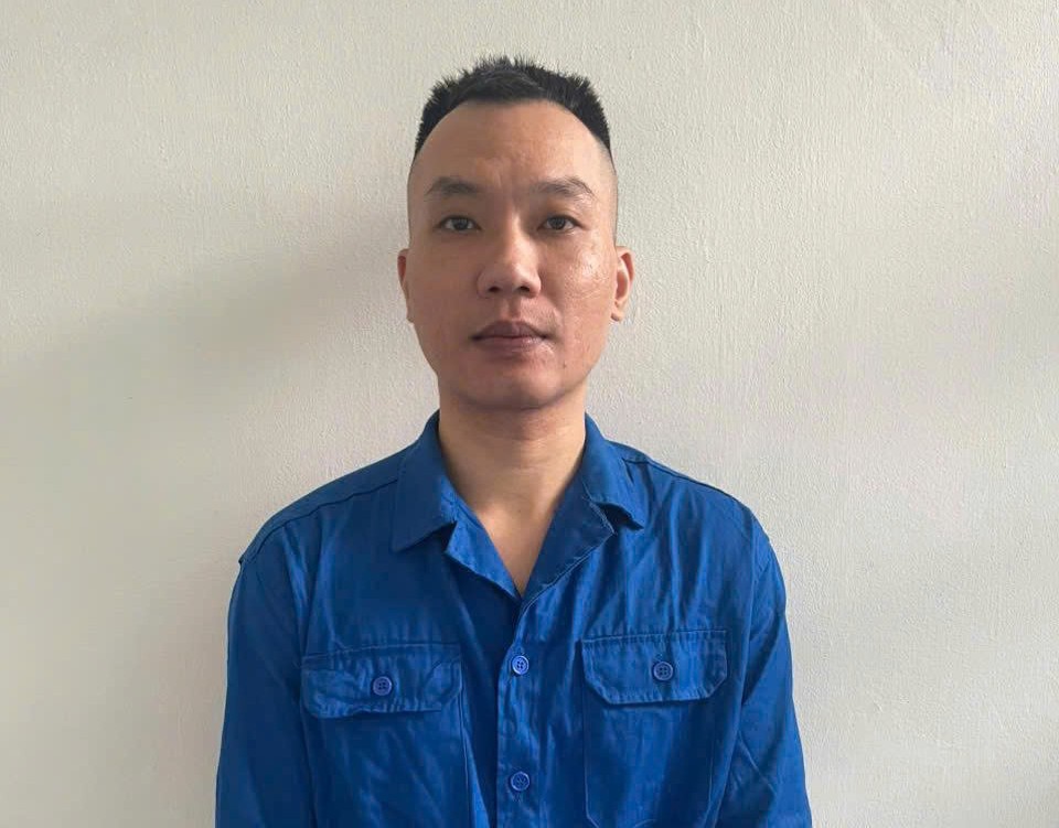 anhdoituong-17839995479071166511174 Nam thanh niên bất thường về 'tâm lý' dùng dao tấn công nhiều người và lời cảnh báo từ công an - Ảnh 1.