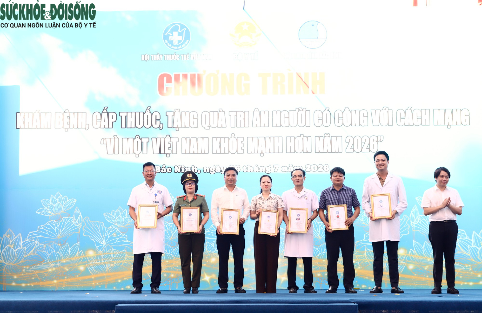 base64-17850432426111632999799 Giấy chứng nhận cho các đơn vị đồng hành
