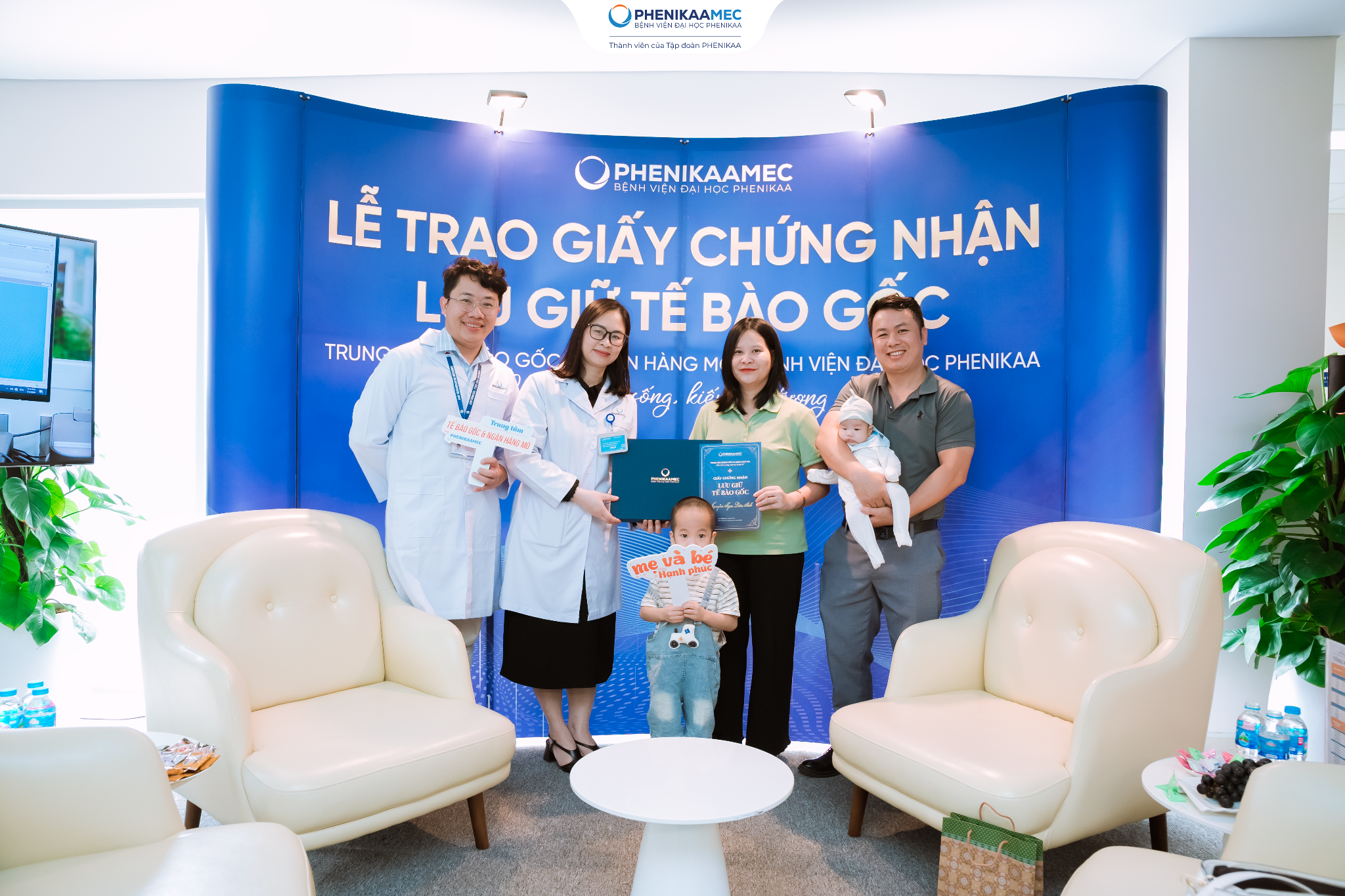 1-17869720059491969905727 PhenikaaMec triển khai gói lưu giữ tế bào gốc từ máu và mô dây rốn- Ảnh 1.