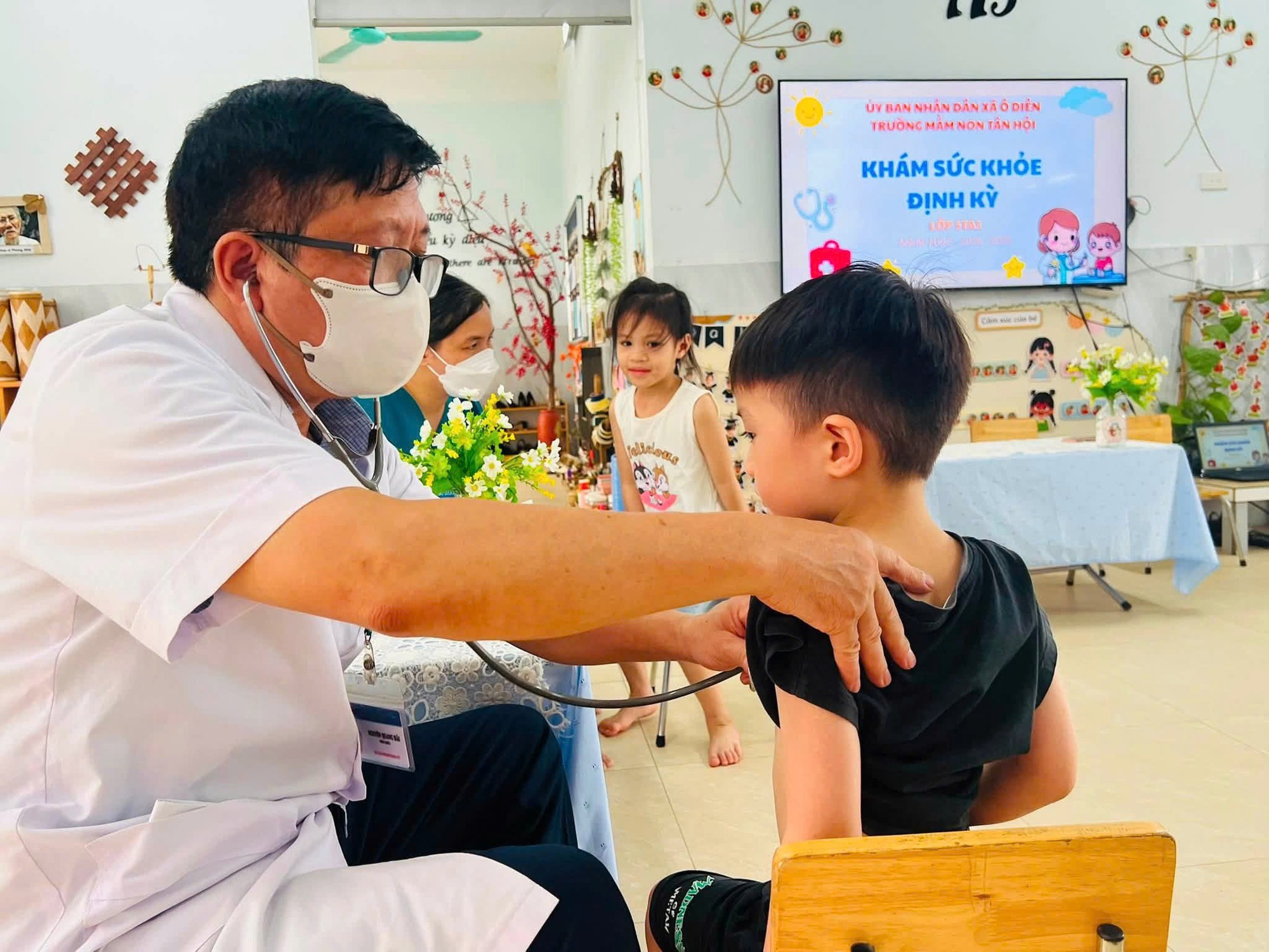 Khám Sức Khỏe Miễn Phí: Cơ Hội Vàng Cho Hơn 2,2 Triệu Trẻ Em Hà Nội