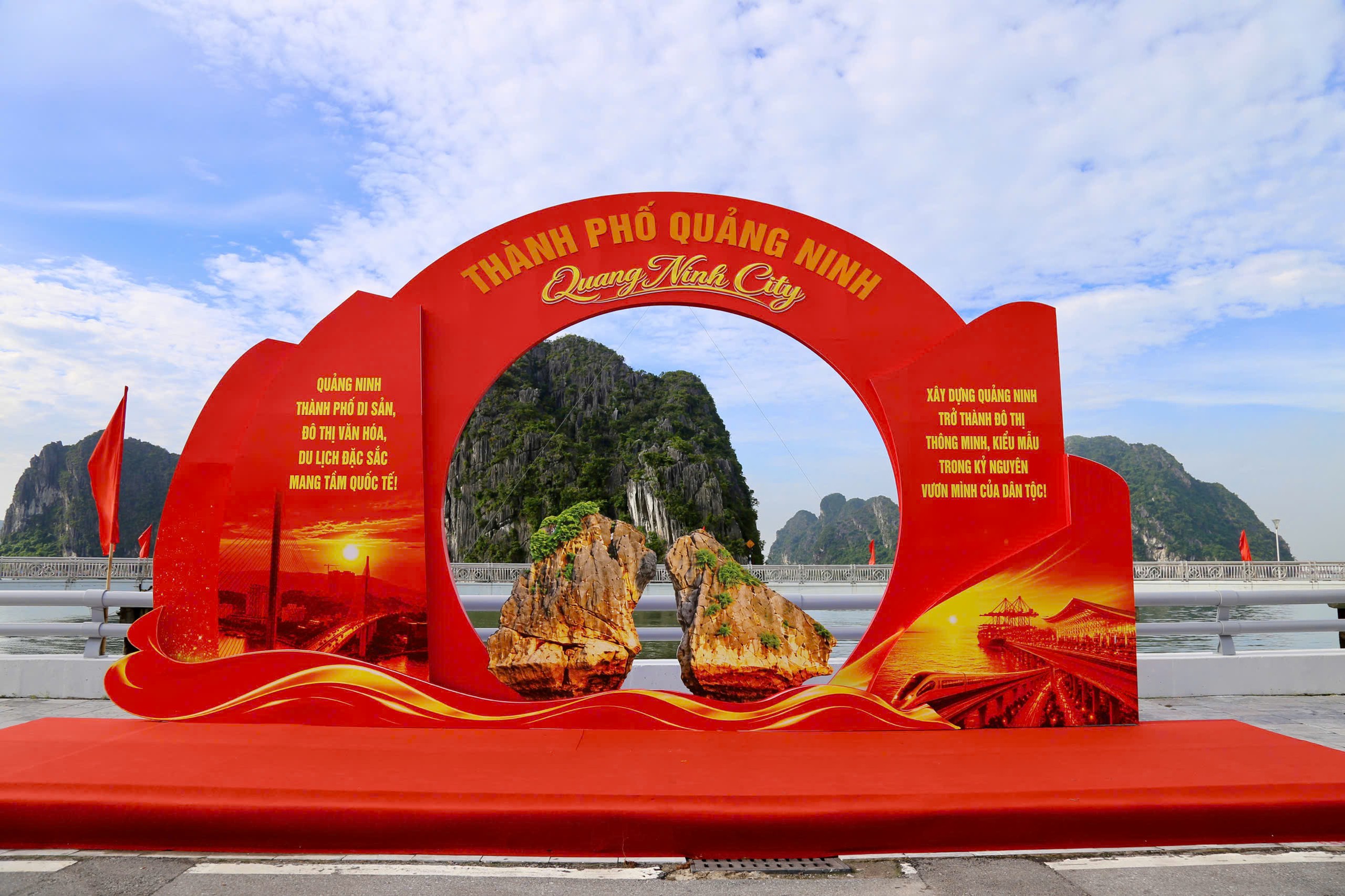 16-17879113210941343873765 Hình ảnh thành phố mới Quảng Ninh chào mừng Quốc khánh 2/9- Ảnh 9.