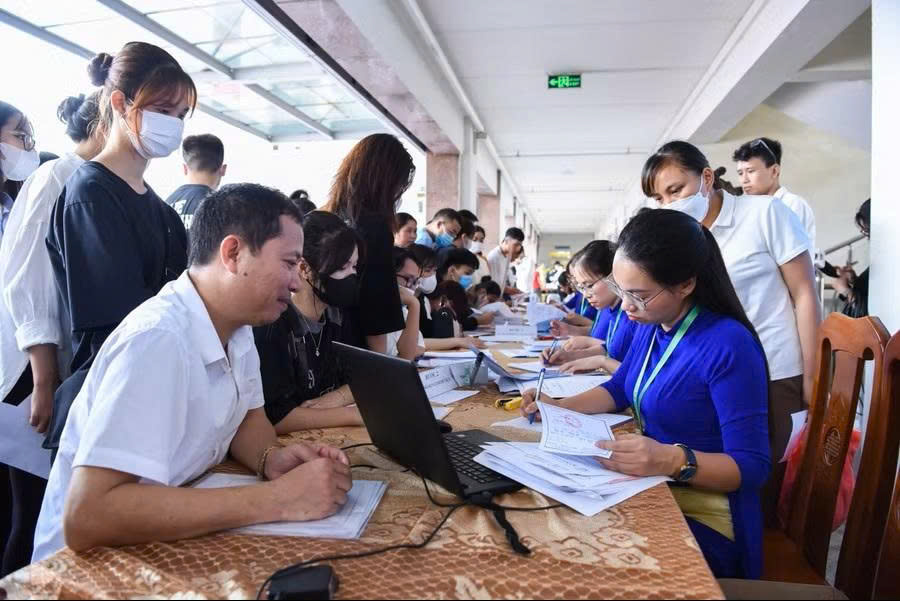 Trường Đại Học Kinh Bắc Được Phép Tiếp Tục Đào Tạo Chương Trình Đại Học và Thạc Sĩ