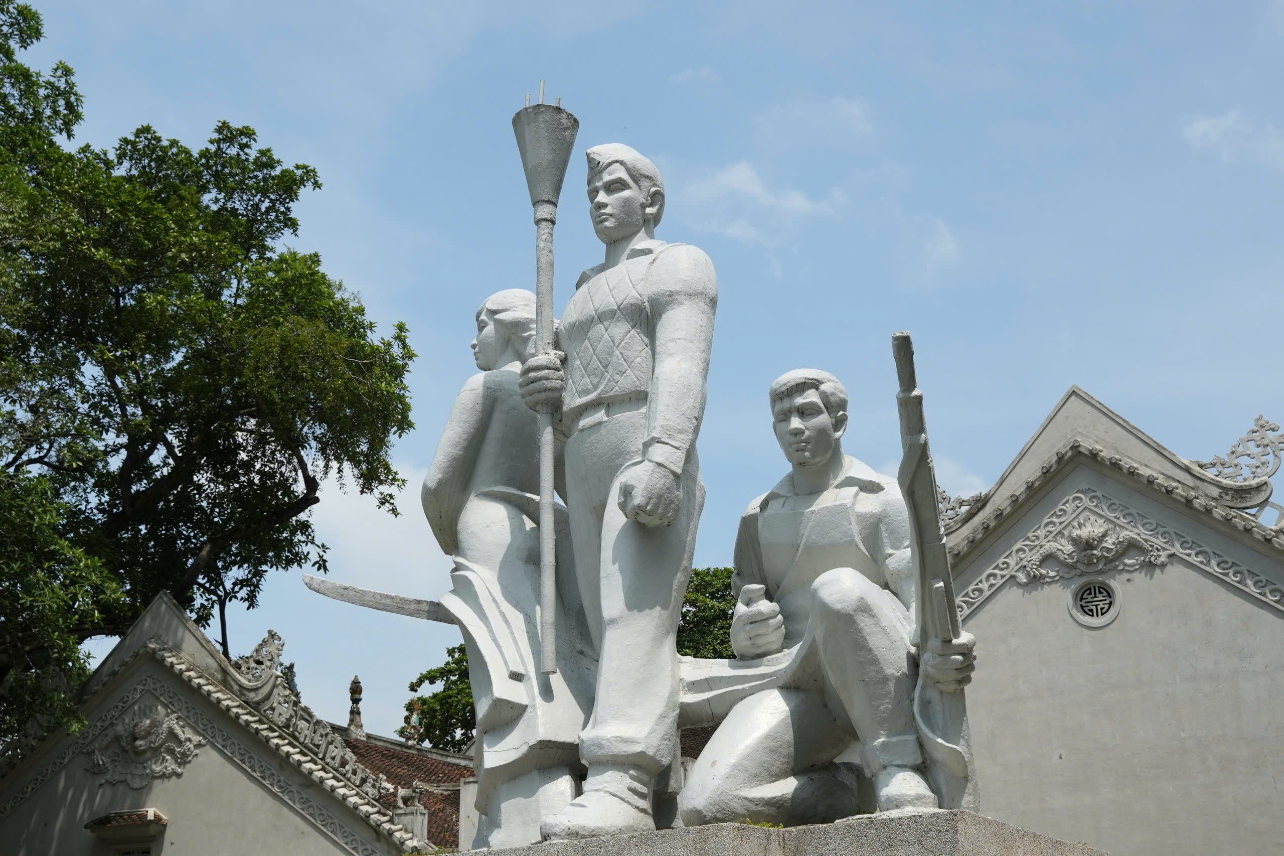 Chuyển Đổi Vị Trí Tượng Đài ‘Quyết Tử Để Tổ Quốc Quyết Sinh’ Tại Hà Nội