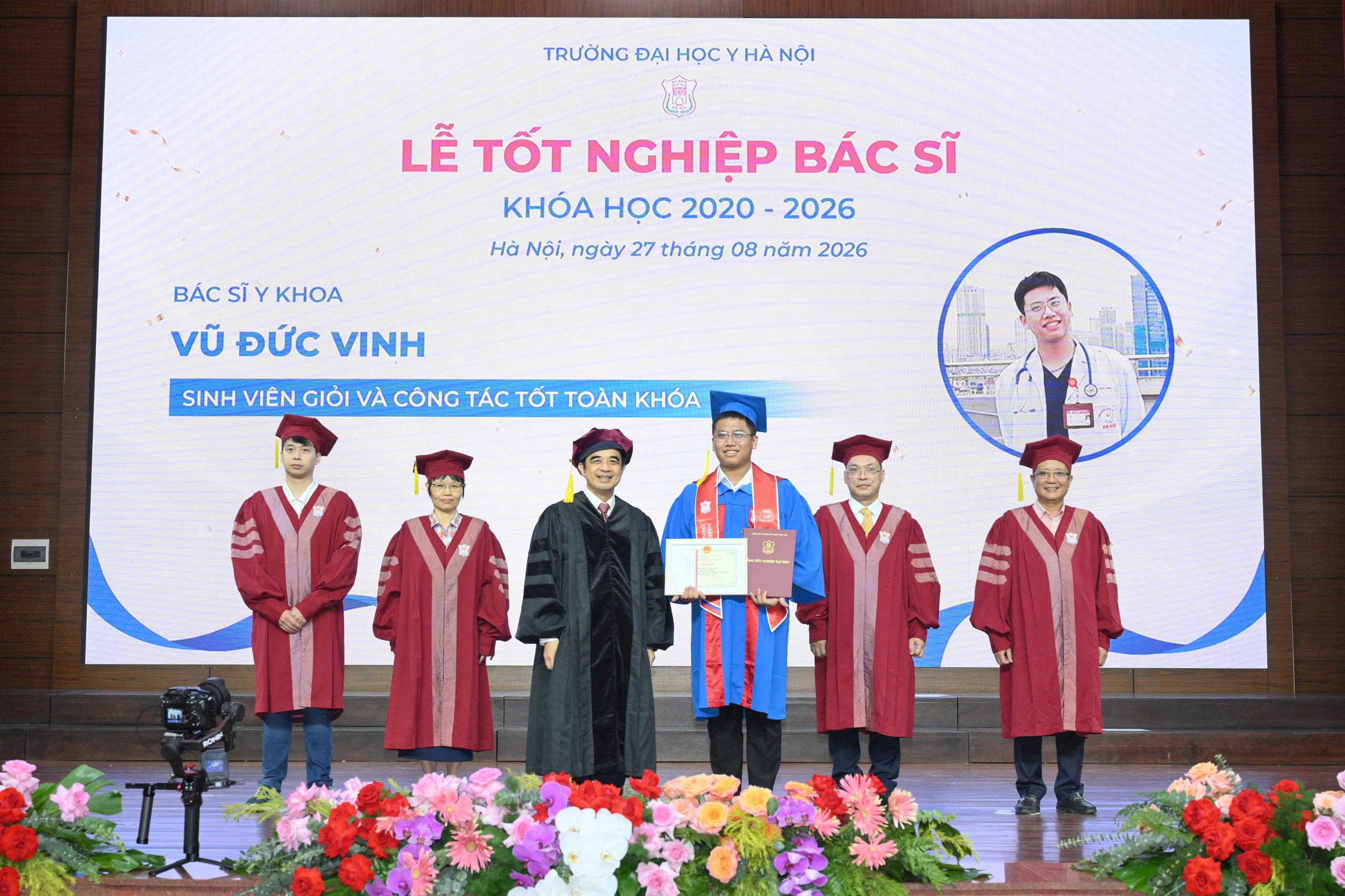696 Tân Bác Sĩ Đại Học Y Hà Nội - Ảnh 6 696 Tân Bác Sĩ Đại Học Y Hà Nội - Ảnh 6