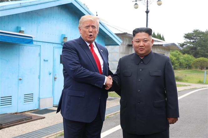 Tổng Thống Mỹ Dự Đoán Thời Điểm Gặp Gỡ Kim Jong-un Tại Châu Á