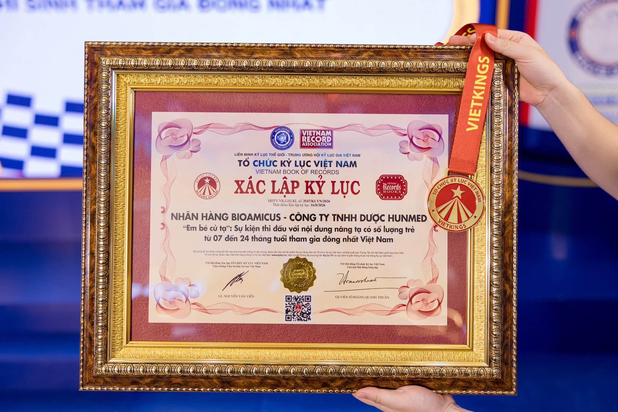 2-1787203244939115972462 BioAmicus lập Kỷ lục Việt Nam với 1.500 em bé tham gia thi đấu cử tạ - Ảnh 2.
