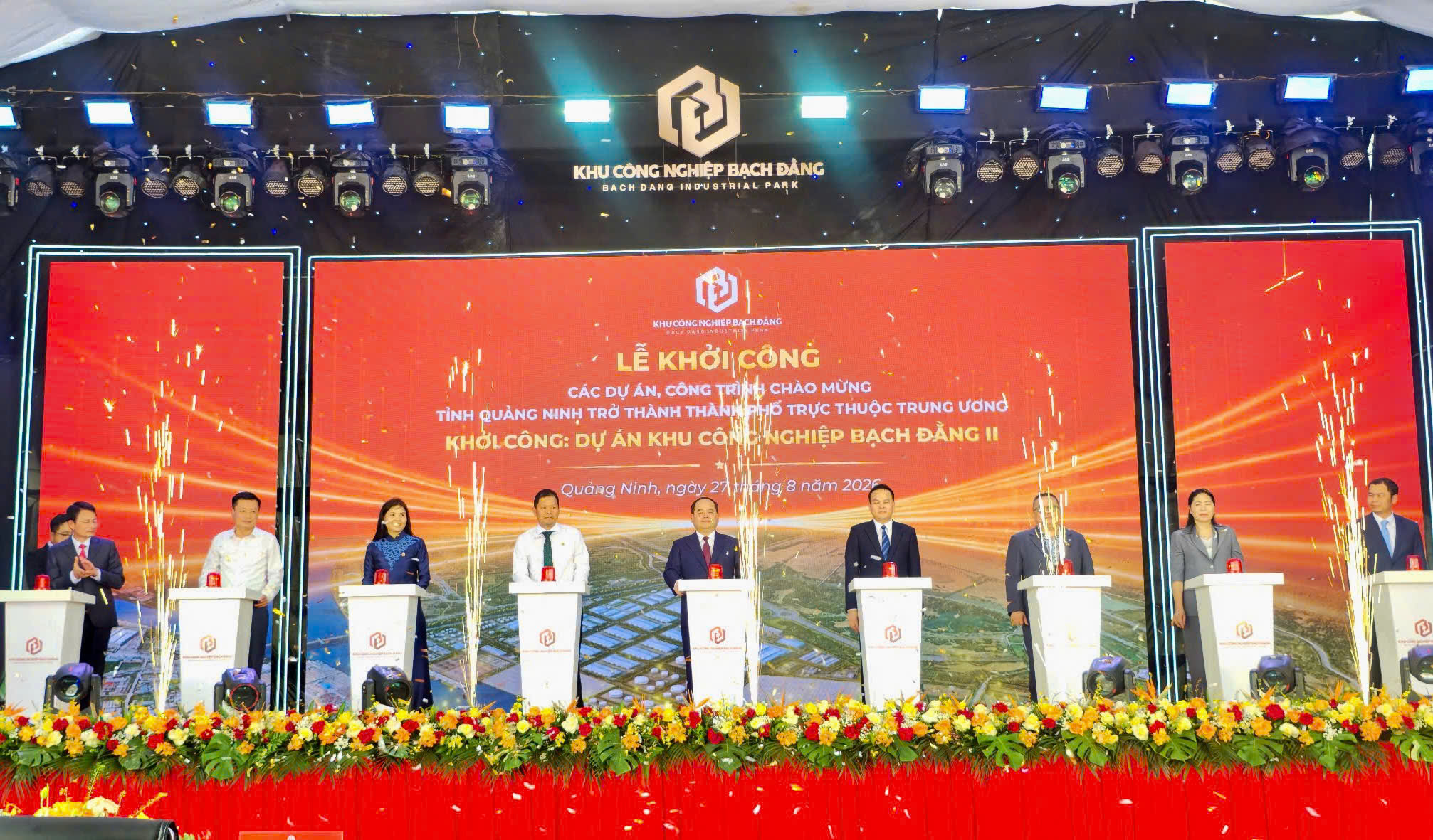 Quảng Ninh đồng loạt khởi công, khánh thành 25 dự án chào mừng lên thành phố- Ảnh 1.