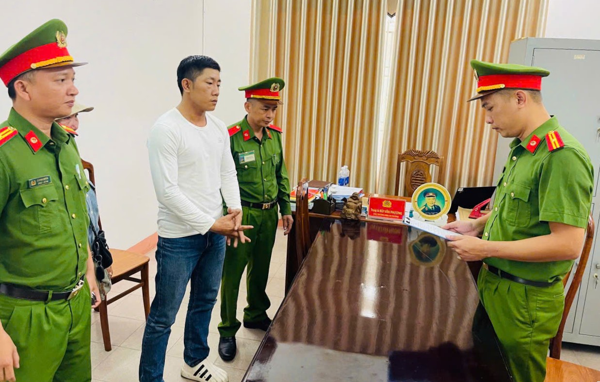 Vụ Hành Động Bạo Lực Giữa Tài Xế Gây Chấn Động Dư Luận