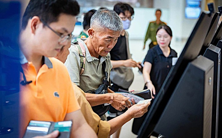 Lượng khách qua sân bay Nội Bài dự kiến tăng vọt dịp 2/9- Ảnh 1.