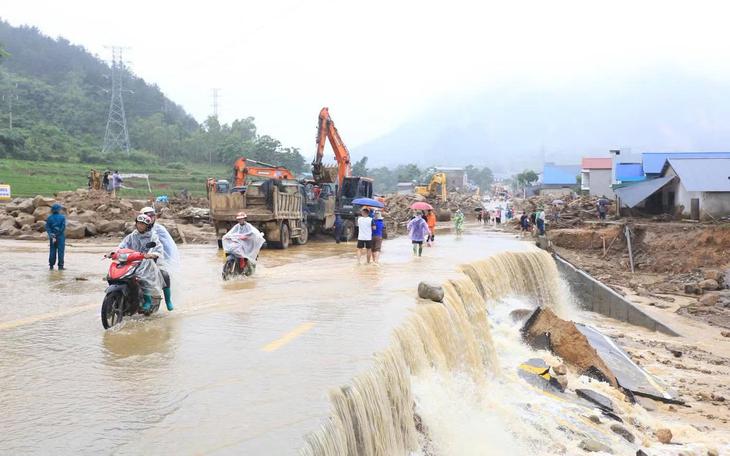 2 người tử vong, 1 người mất tích do mưa lũ