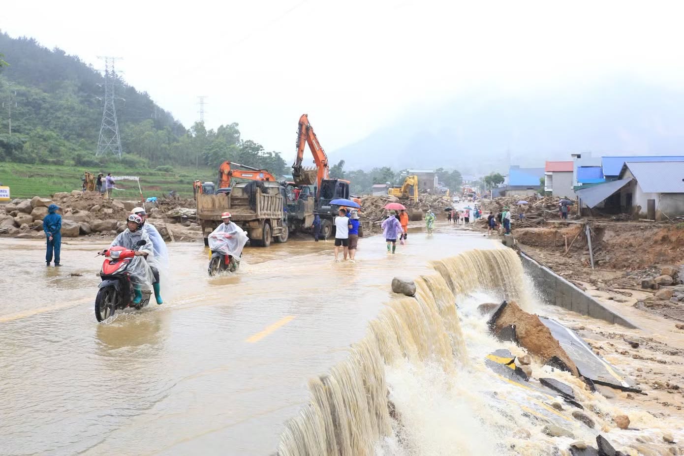 Thiệt Hại Nặng Nề Do Mưa Lũ Tại Miền Bắc: Cảnh Báo Nâng Cao