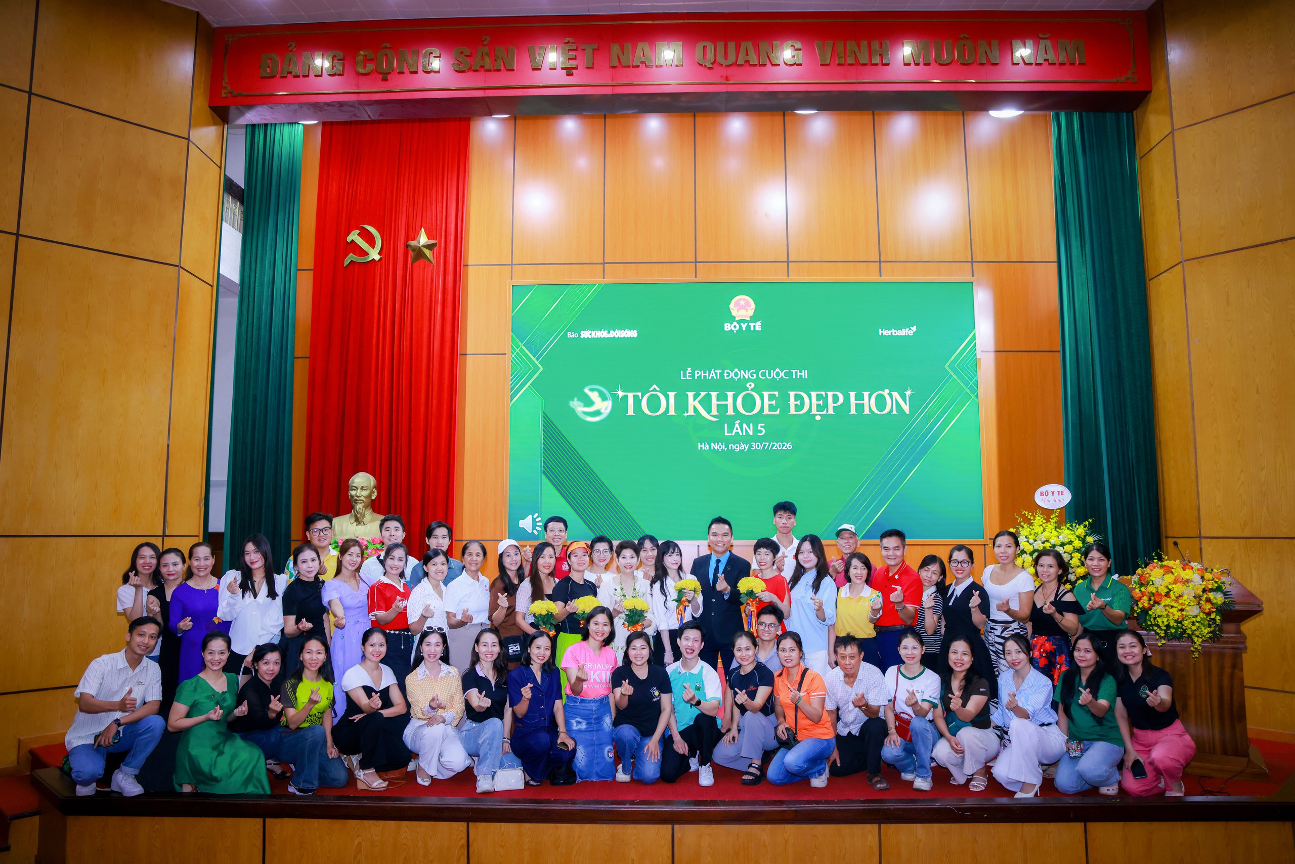 anh-5-qua-5-mua-to-chuc-toi-khoe-dep-hon-da-ghi-dau-hang-nghin-hanh-trinh-thay-doi-va-nhung-cau-chuyen-truyen-cam-hung-17854812619142035009280 Herbalife Việt Nam đồng hành cùng Tôi khỏe đẹp hơn Lần 5, nối dài hành trình lan tỏa lối sống khỏe - Ảnh 6.
