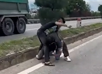 Khám Phá Tà Xùa: Kỹ Năng Làm Ruộng Độc Đáo Của Khách Tây