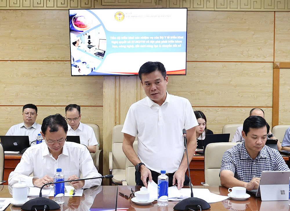 Bộ Y Tế Đẩy Nhanh Chuyển Đổi Số Y Tế: Nỗ Lực và Thách Thức