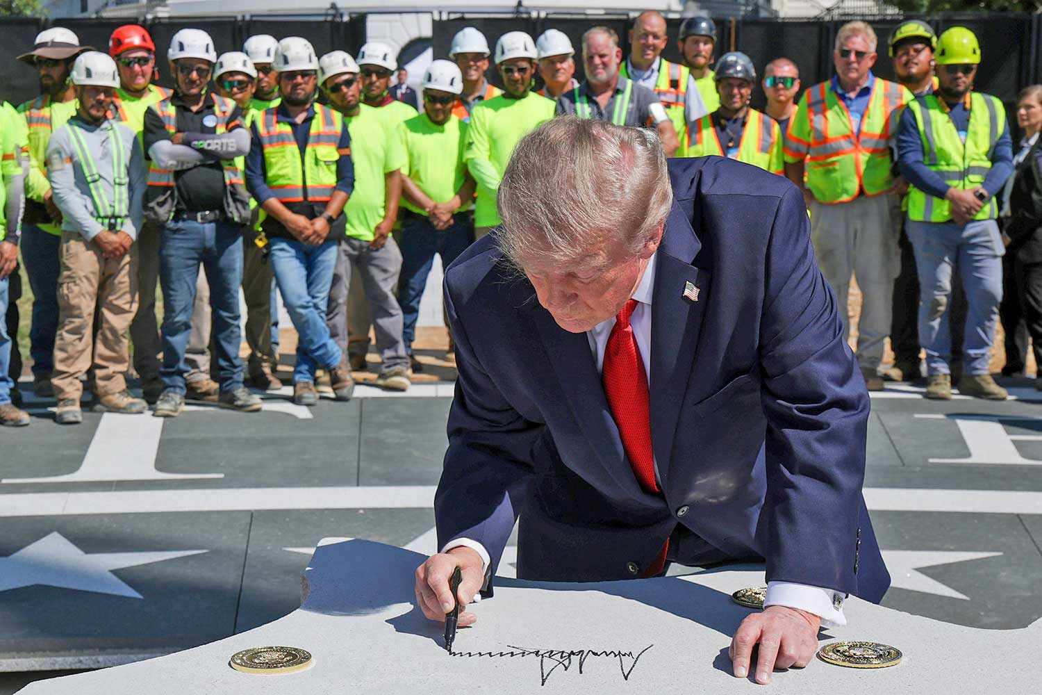 b6d1f879-665e-4f84-829b-a65595959d3d-1787199092894787200403 Tổng thống Trump hé lộ kế hoạch đại tu hàng trăm triệu USD đối với Nhà Trắng - Ảnh 2.