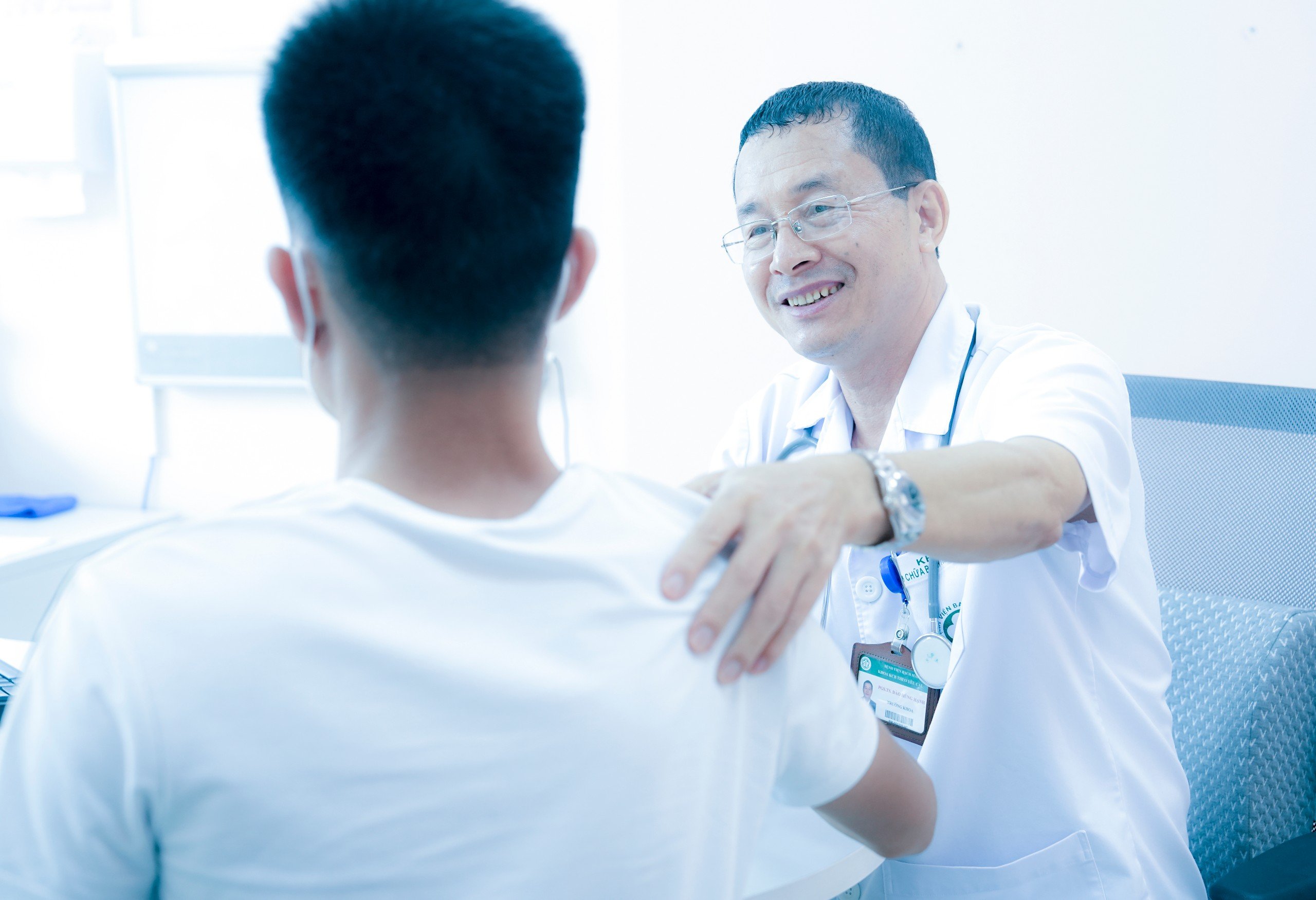 Điều Chỉnh Quy Trình Khám Bệnh Để Tăng Cường Chất Lượng Chăm Sóc Sức Khỏe