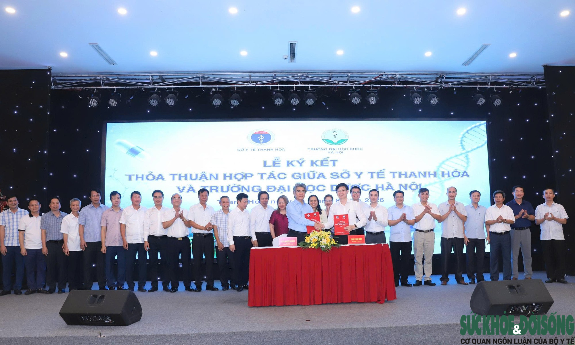 base64-17856599856921337419517 Nâng cao chất lượng điều trị cho bệnh nhân Thanh Hóa từ việc phát triển dược lâm sàng- Ảnh 4.