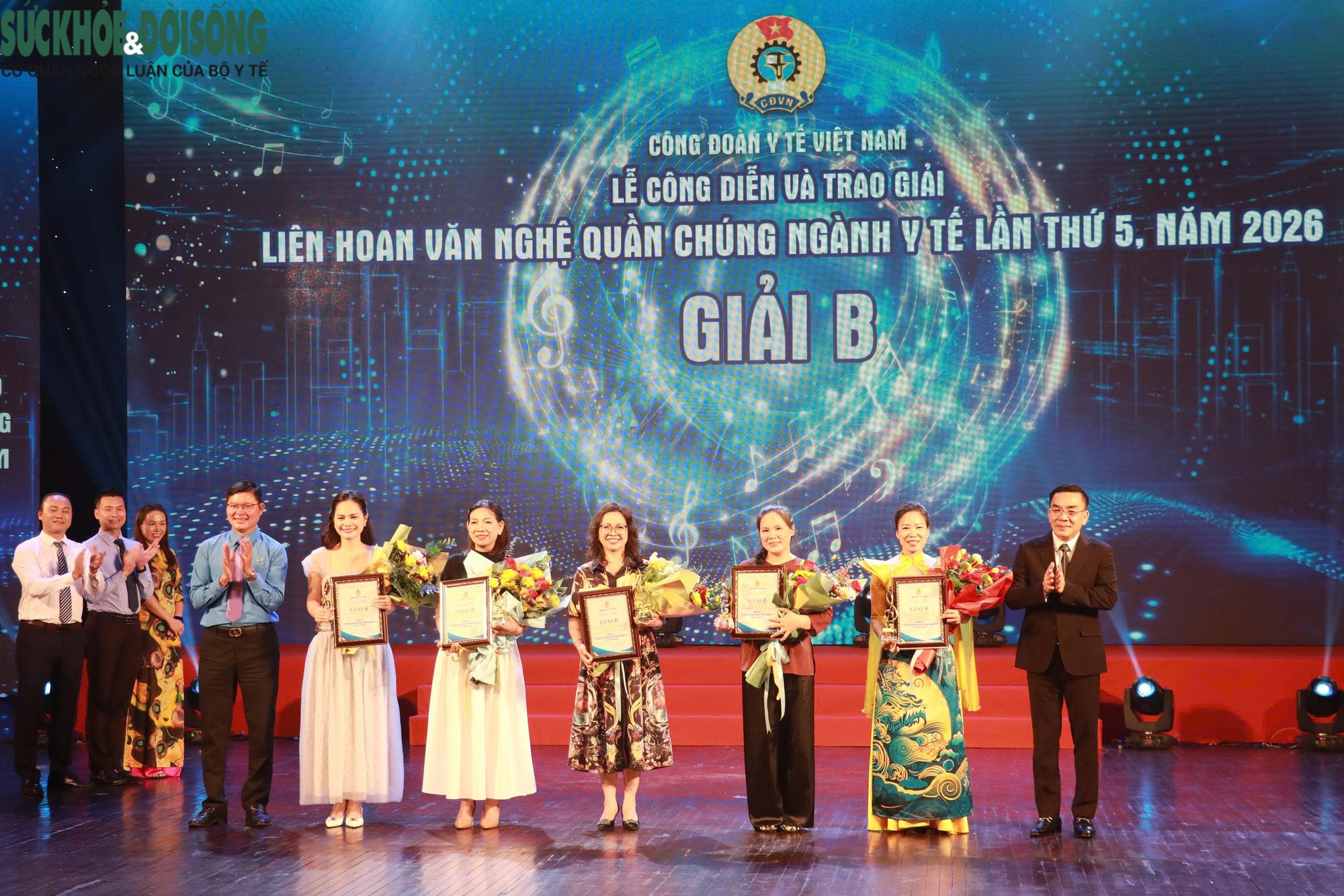 base64-17857165091111914391526 Lan tỏa những giai điệu đẹp, bồi đắp văn hóa ngành Y từ Liên hoan Văn nghệ quần chúng lần thứ V- Ảnh 3.