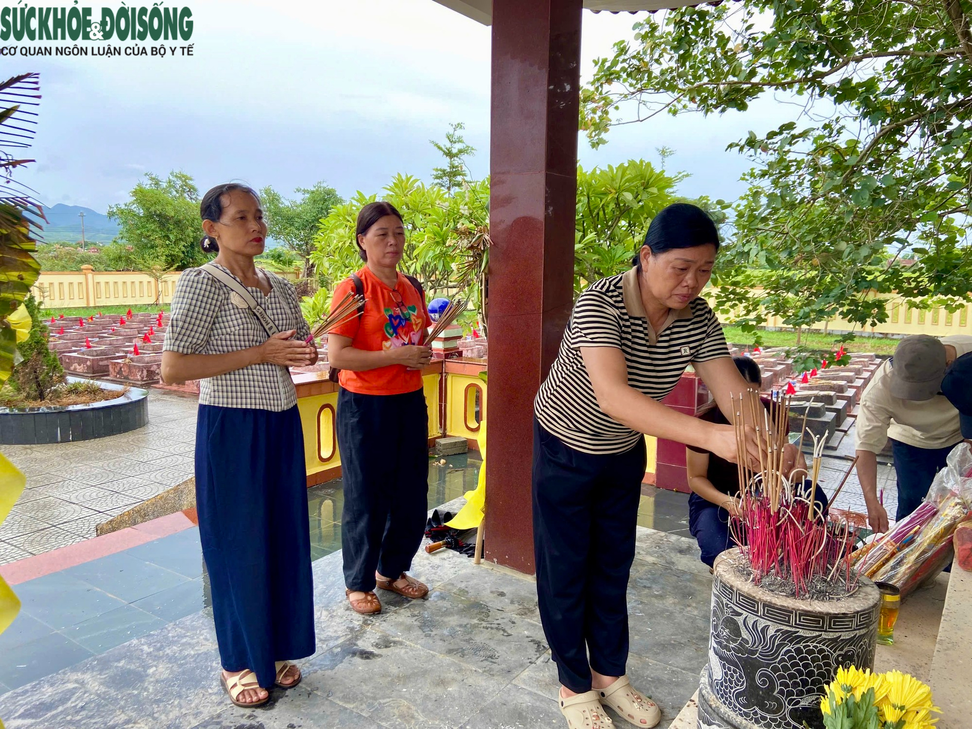base64-17868453509981895021244 Cô giáo người Tày tới miền 'đất lửa' lần tìm manh mối về người bố liệt sĩ- Ảnh 10.