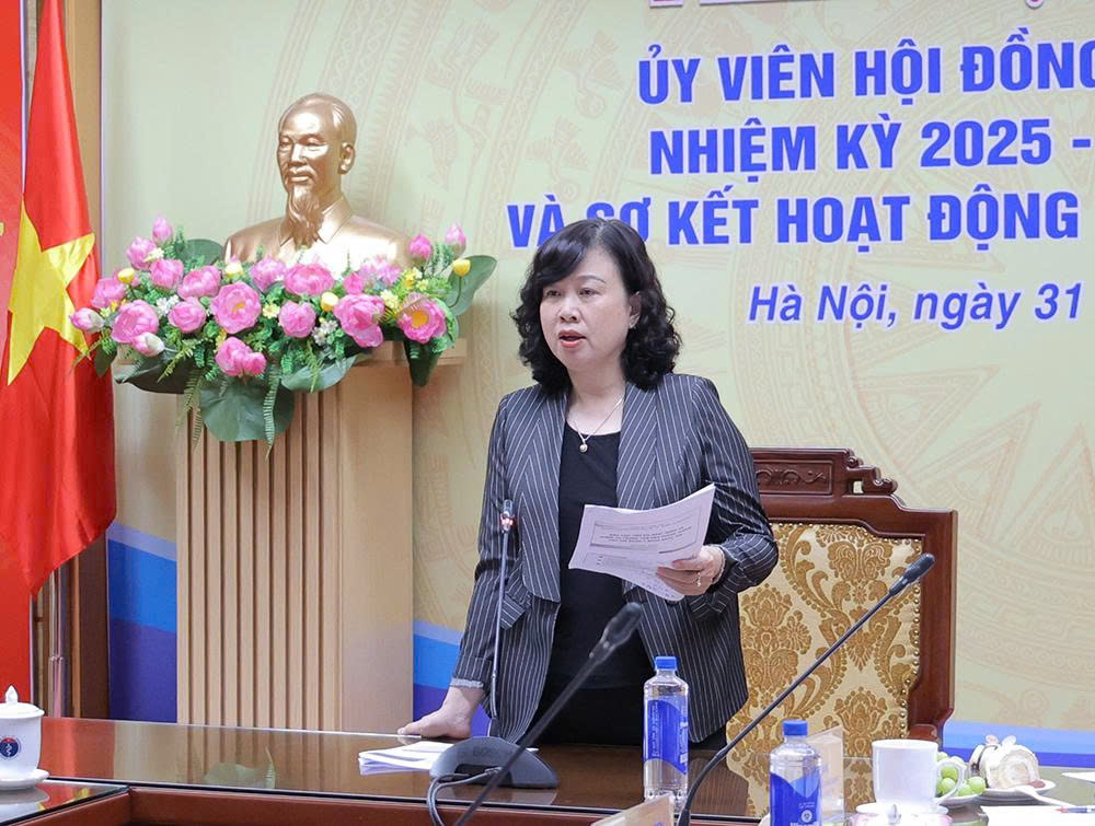 Bộ trưởng Đào Hồng Lan