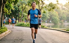 Hướng Dẫn Đi Bộ Thích Hợp Cho Người Trên 50 Tuổi Nhằm Bảo Vệ Tim Mạch và Não Bộ