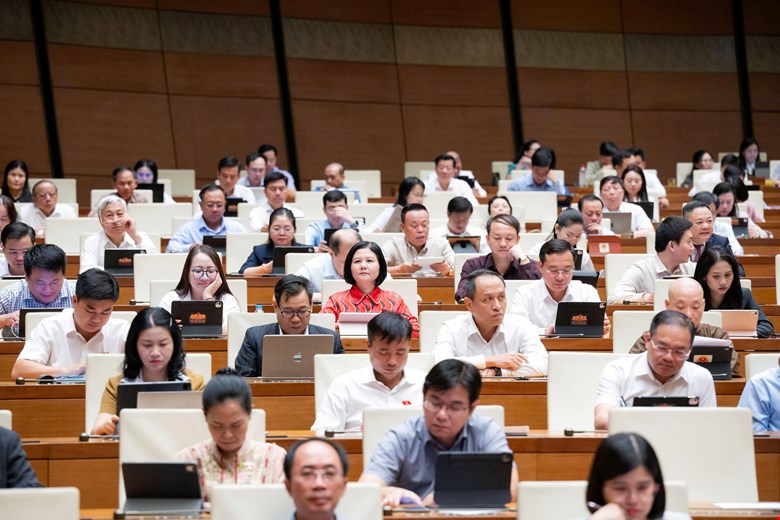 Sửa Luật Nhà ở: Chính phủ trình Quốc hội quy định 'chung cư có thời hạn' - Ảnh 3.