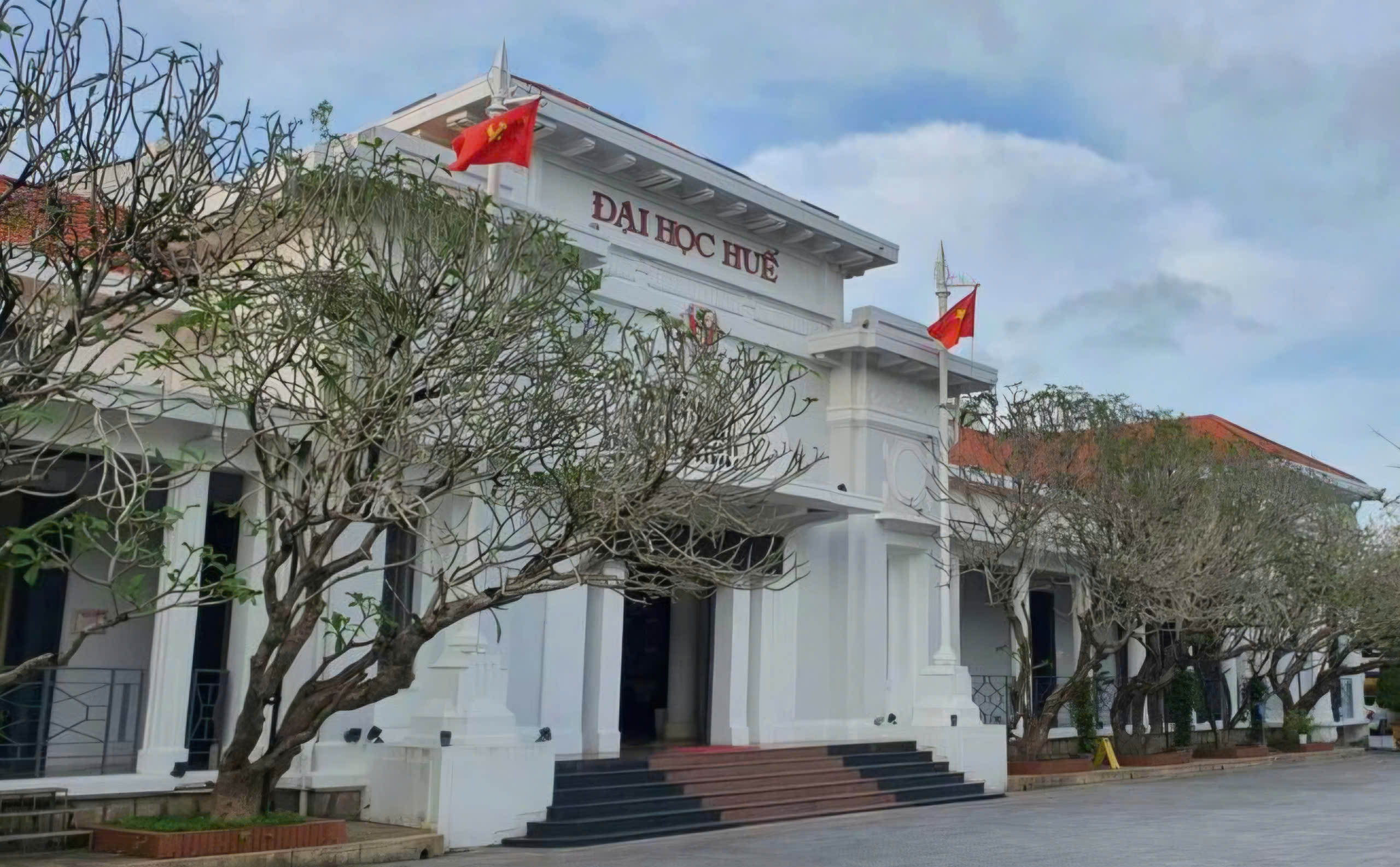 Đại Học Huế: Cập Nhật Về Quy Trình Xét Tuyển Với Chứng Chỉ IELTS