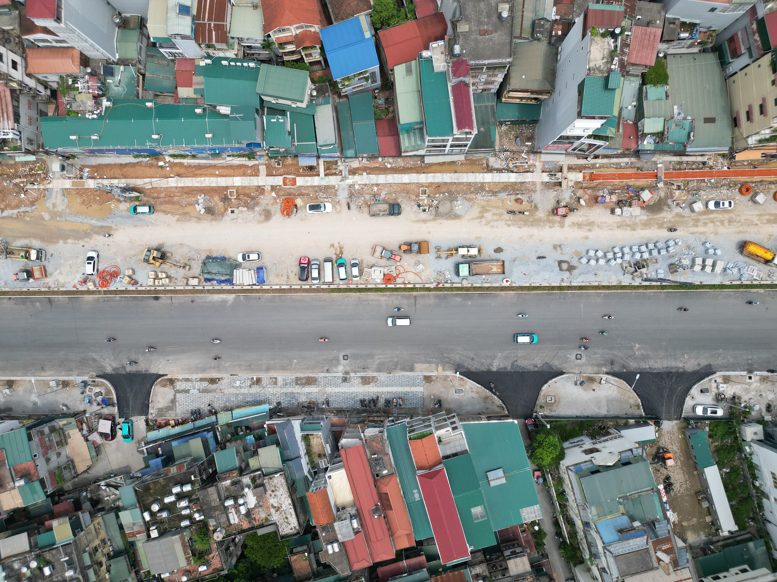 dji0253-1788107558723155077943 Mặt đường được trải thảm