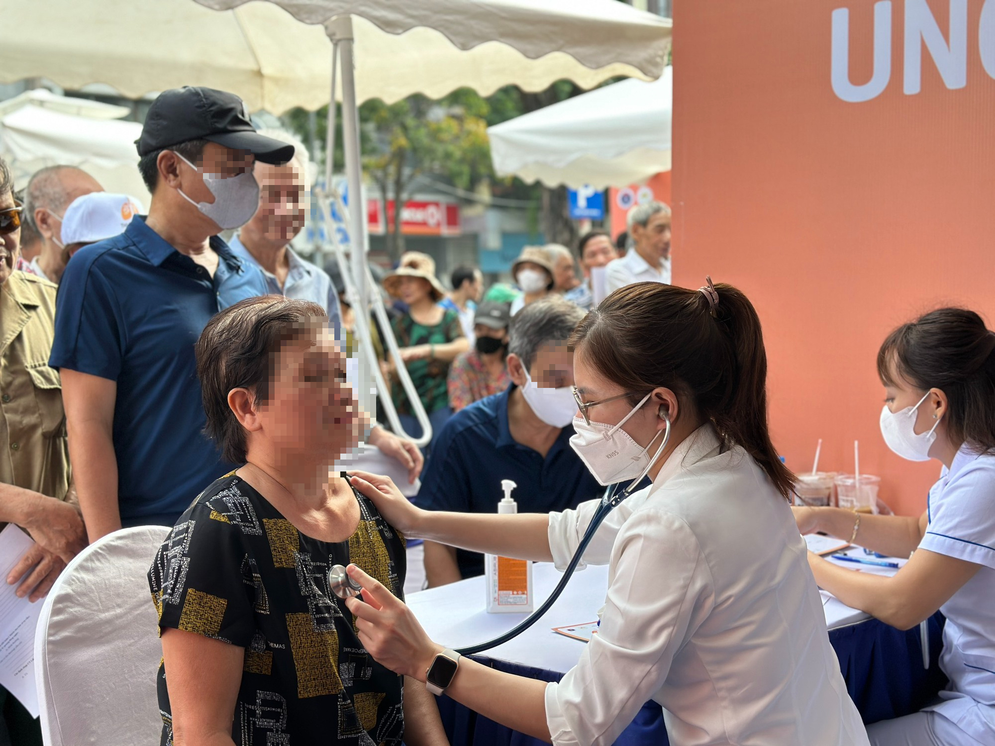 Chẩn Đoán Ung Thư Phổi: Thực Trạng và Giải Pháp Cần Thiết