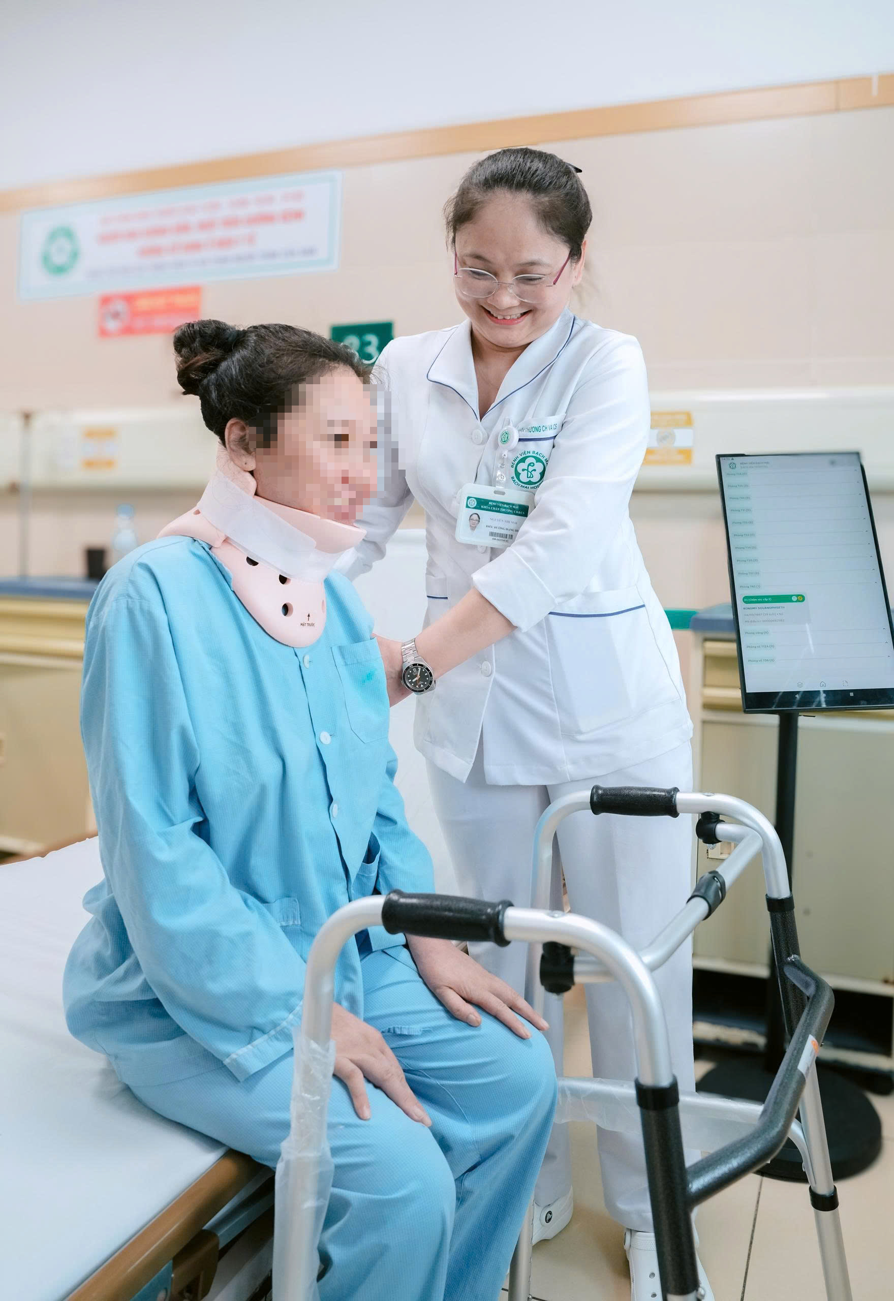 Hành trình tìm lại đôi chân Hành trình tìm lại đôi chân tại Bệnh viện Bạch Mai - Ảnh 1.
