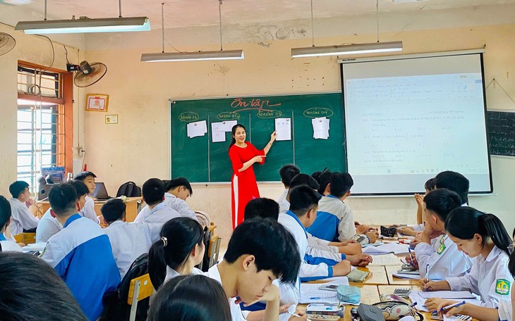 Giáo viên Hà Nội đón tin vui khi Sở Nội vụ đề xuất xét thăng hạng trước ngày khai giảng- Ảnh 3.