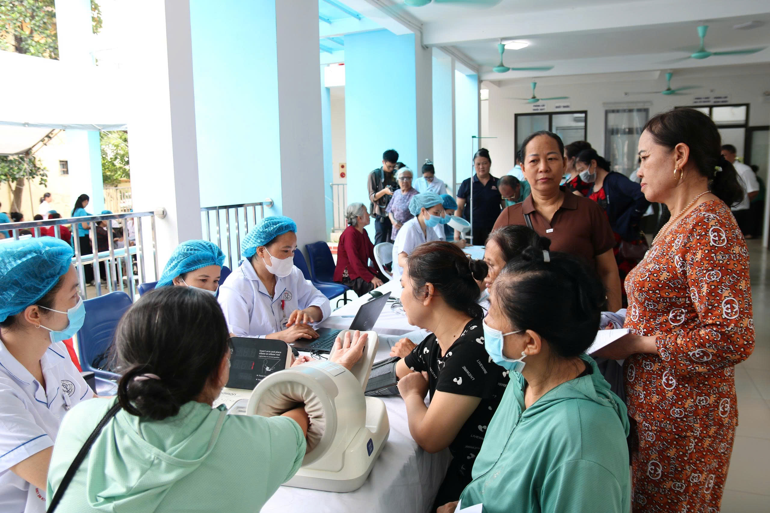 ha-noi-an-sinh-xa-hoi-1786032272120726832722 Hà Nội phát động cao điểm tích hợp tài khoản an sinh xã hội trên VNeID- Ảnh 1.