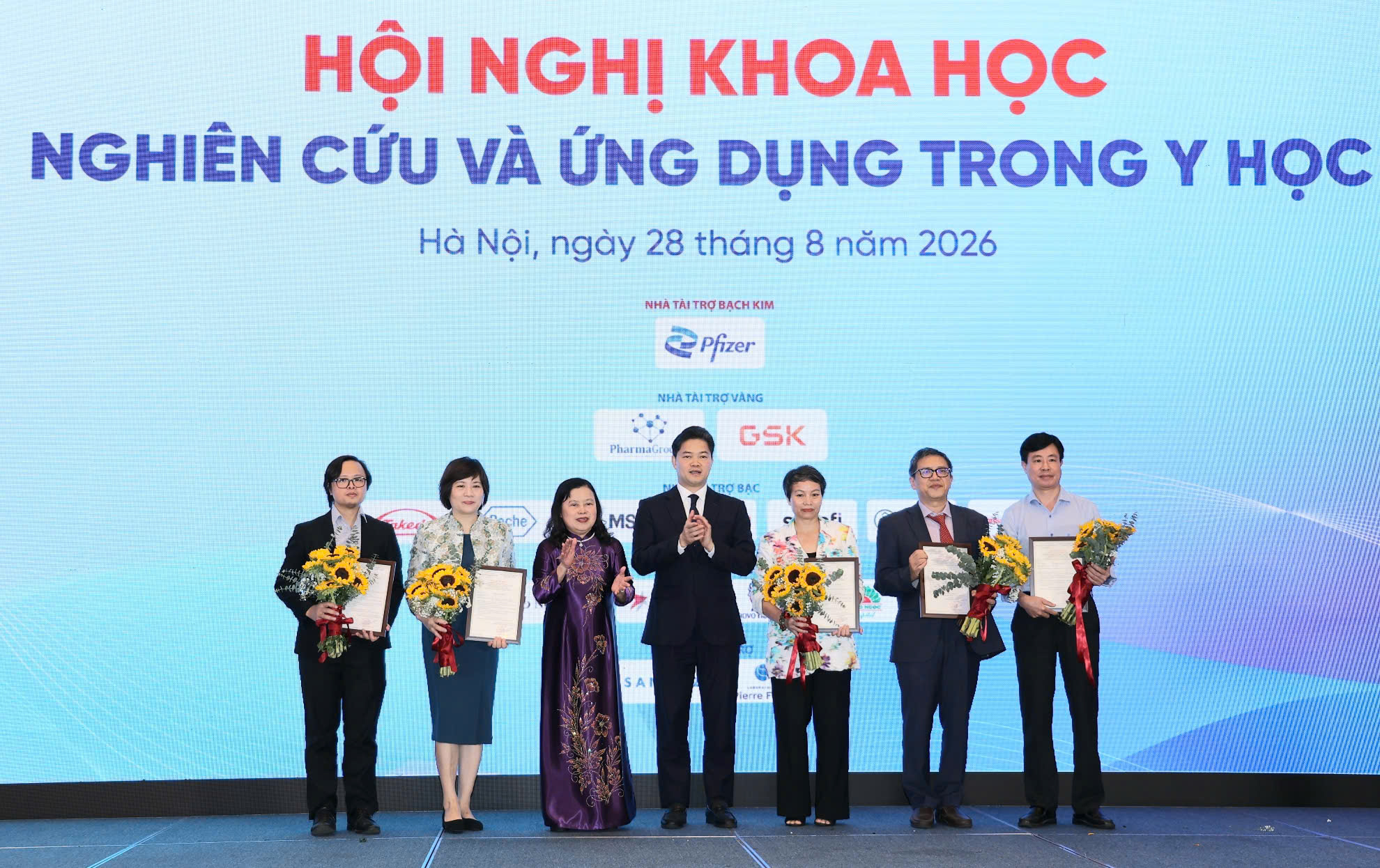 hhaha-17879019796271743742493 Đưa nghiên cứu khoa học thành động lực đổi mới, phát triển nền y tế Việt Nam- Ảnh 5.