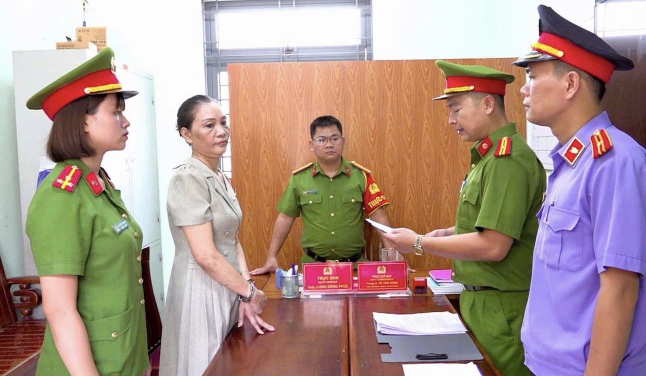 Người Phụ Nữ Đà Nẵng Bị Khởi Tố Vì Lợi Dụng Quyền Tự Do Dân Chủ