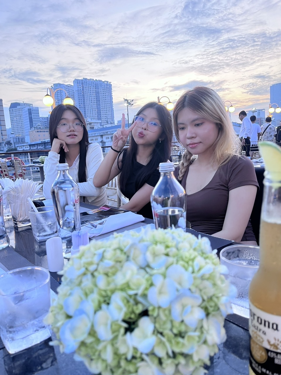 Cảnh Giác Với Rối Loạn Mặc Cảm Ngoại Hình Ở Giới Trẻ
