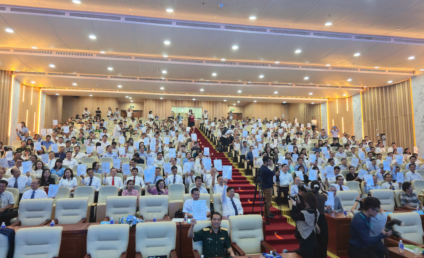 hinh-syt-1787053672479868546458 Để hồ sơ sức khỏe điện tử thực sự "sống" cùng người dân - Ảnh 1.
