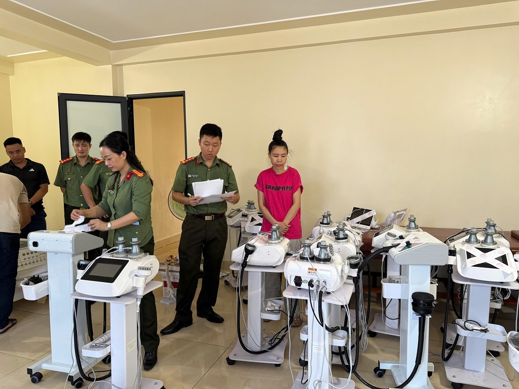 hon-4000-co-so-y-duoc-tu-nhan-o-nghe-an-lam-sao-de-ngan-ve-benh-thoi-gia4-17877917759331632536914 Hơn 4.000 cơ sở y, dược tư nhân Nghệ An: Làm sao ngăn ‘vẽ bệnh, thổi giá’?- Ảnh 1.