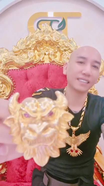 images-2-17870536125611414821653 Phú Lê: Từ 'giang hồ mạng' thành 'doanh nhân' và cái kết bị khởi tố- Ảnh 1.