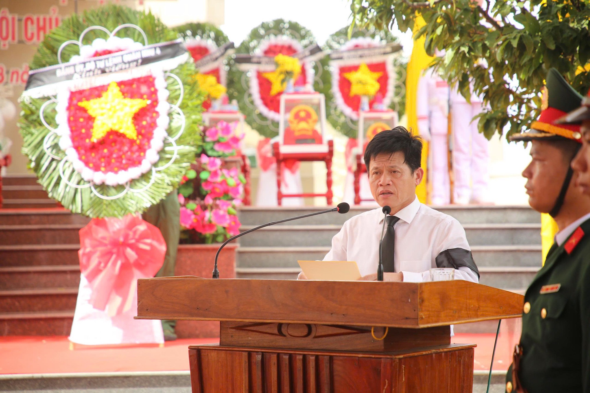 img1975-1787902998505517184466 An táng 13 hài cốt liệt sĩ được tìm thấy tại khu vực Câu Nhi, Quảng Trị- Ảnh 4.