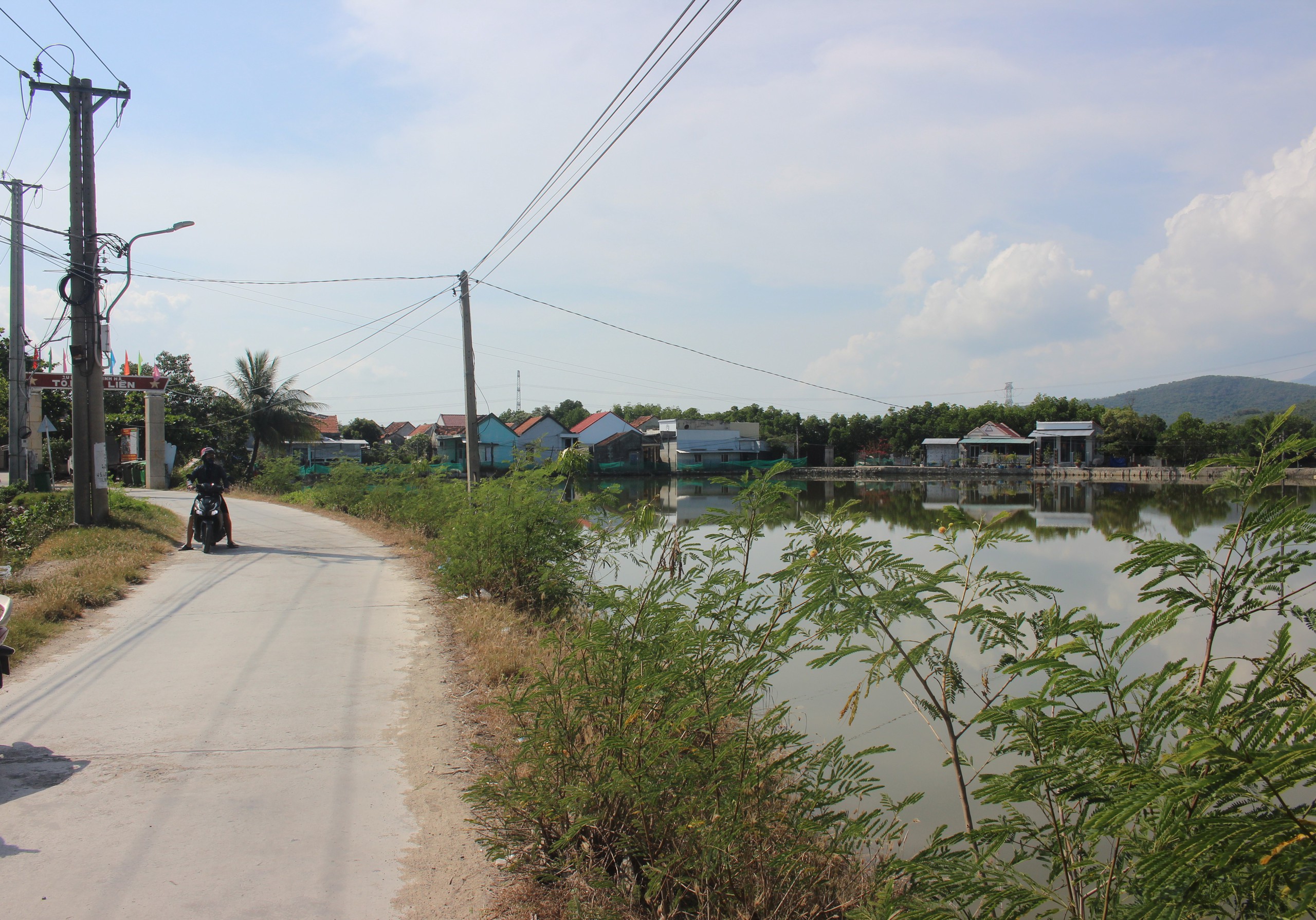 img7961-1786695021983942903939 Có một làng cổ ở Khánh Hòa, đến một lần là nhớ - Ảnh 1.
