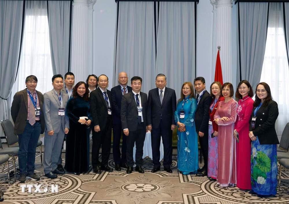 Lãnh Đạo Việt Nam Gặp Gỡ Các Nhà Khoa Học Tại Australia- Ảnh 1.