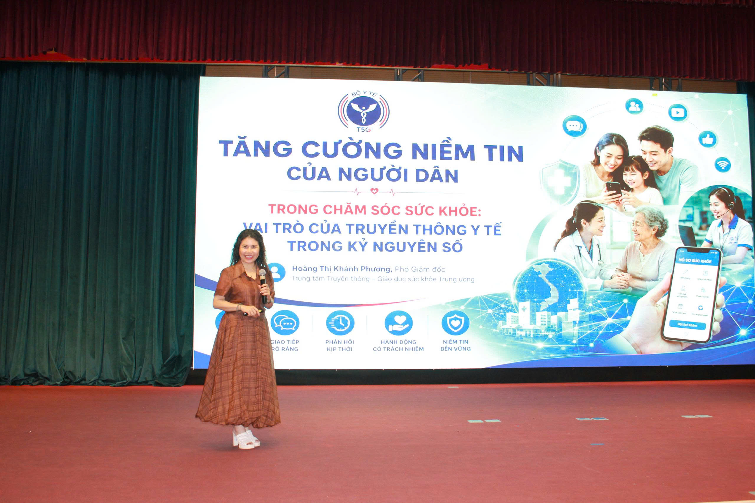 Xây Dựng Niềm Tin Trong Truyền Thông Y Tế: Một Thay Đổi Cần Thiết