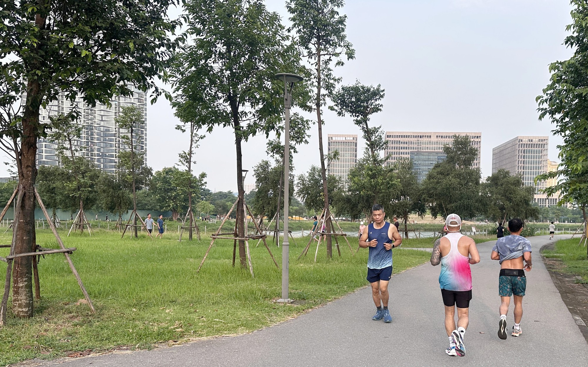 Nghệ An sôi nổi hưởng ứng chương trình “Cùng Việt Nam tiến bước” - Ảnh 5.