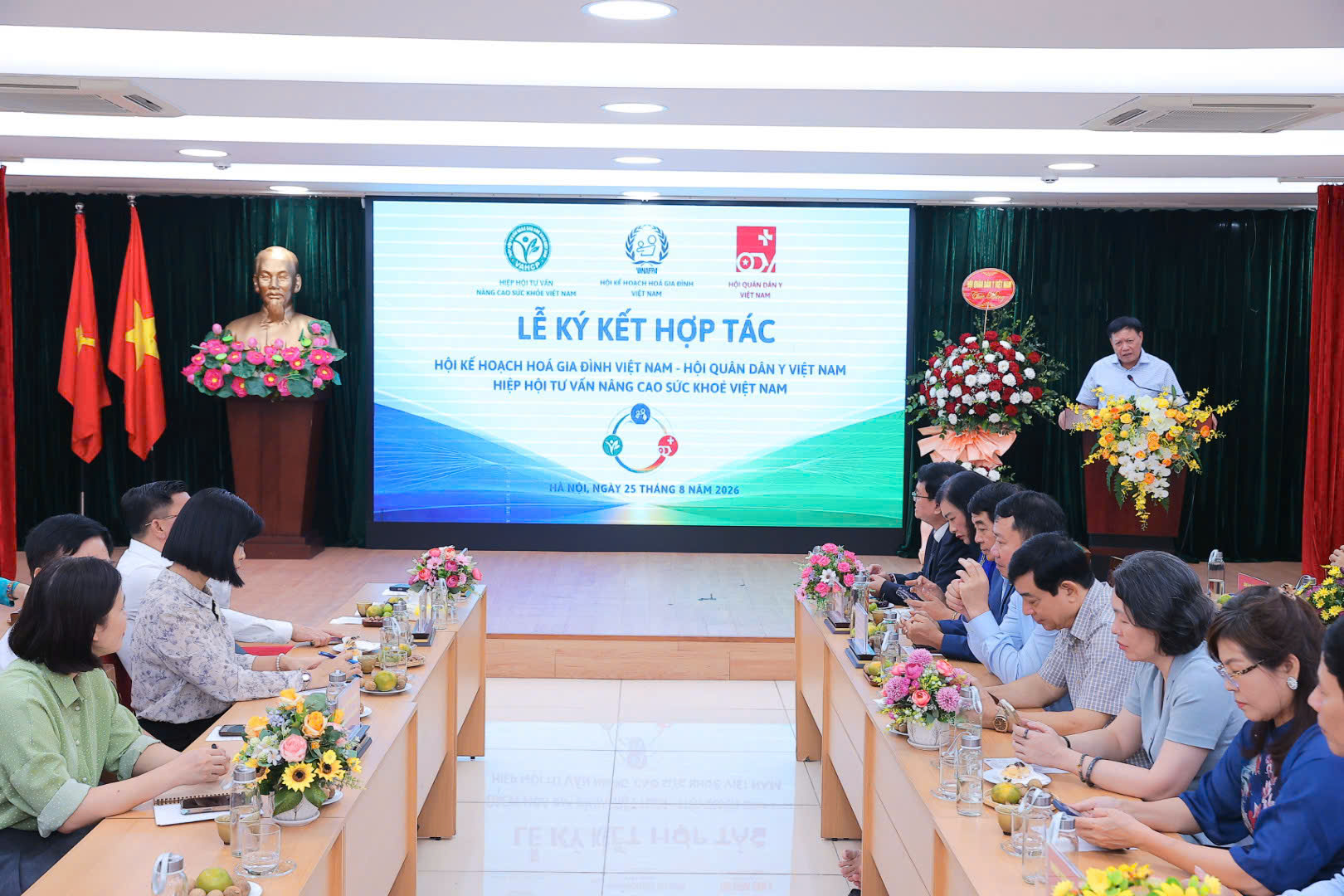 quang-canh-258-1787667278807129230722 Ba hội cộng hưởng thế mạnh, thúc đẩy chăm sóc và nâng cao sức khỏe nhân dân- Ảnh 2.