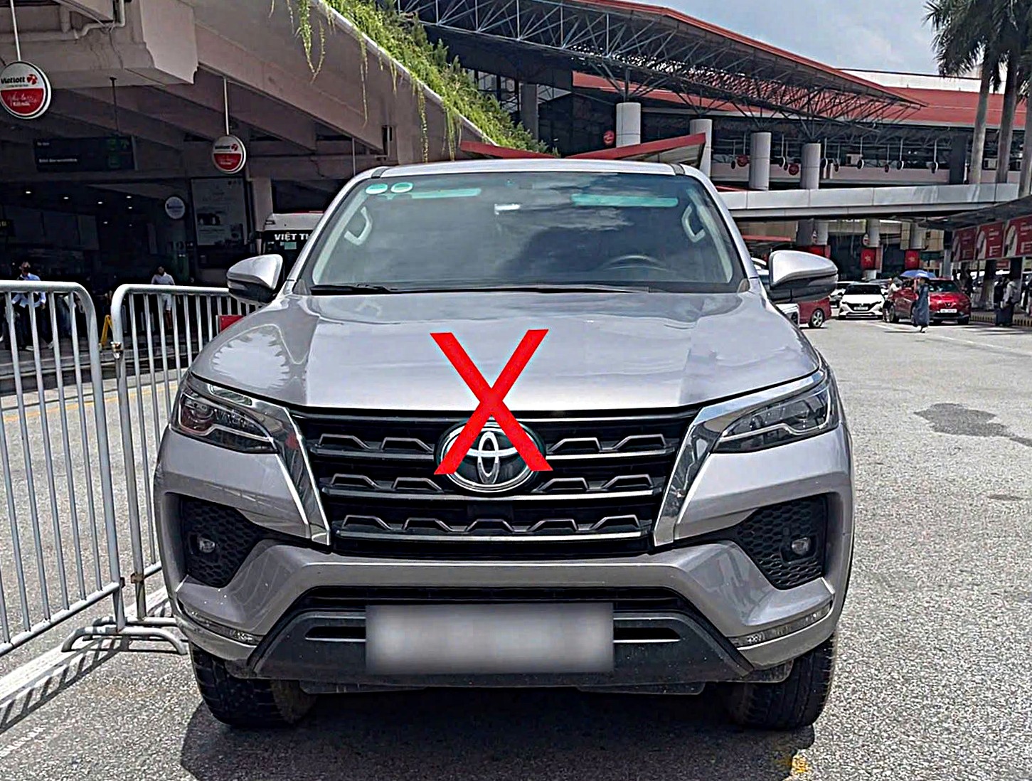 Sân Bay Nội Bài: Điều Chỉnh Tổ Chức Giao Thông và Hệ Lụy Phát Sinh