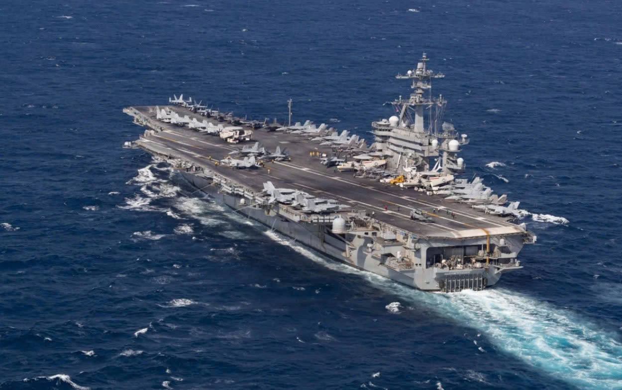 USS George Washington Đạt Thành Tích 200.000 Lượt Hạ Cánh Máy Bay