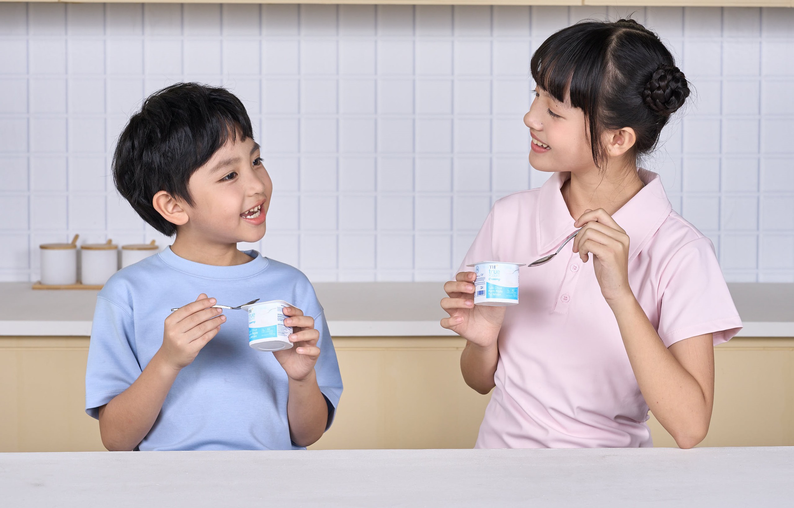 Tại Sao Sữa Tươi Đóng Vai Trò Quan Trọng Trong Dinh Dưỡng Của Trẻ Em?