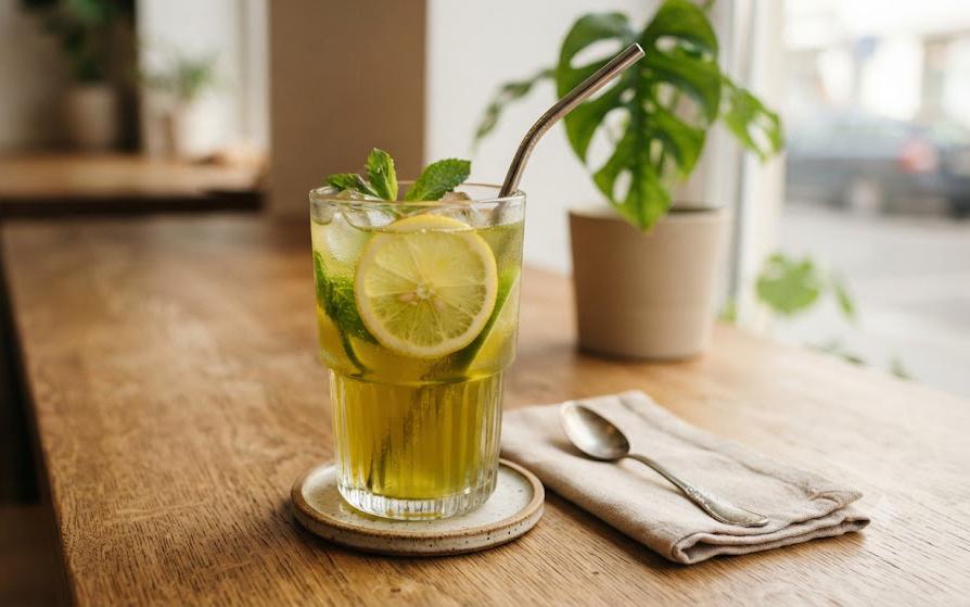 Lợi Ích Tiềm Năng Của Trà Xanh Khi Kết Hợp Với Quế