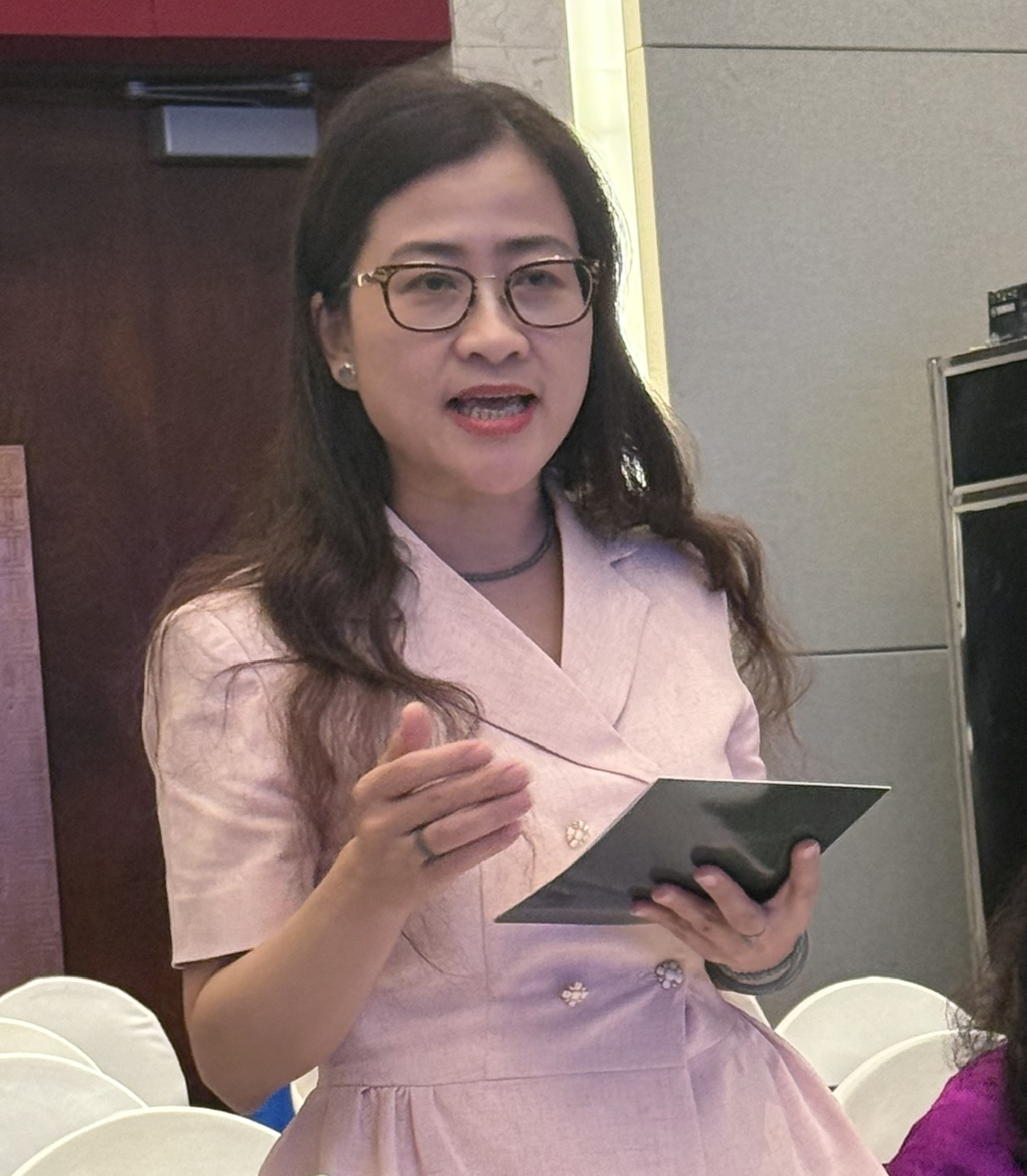 trang-bhyt-1787982978441667997633 Đề xuất tăng nguồn cho quỹ BHYT từ thuế thuốc lá, rượu bia, bảo hiểm bổ sung- Ảnh 2.